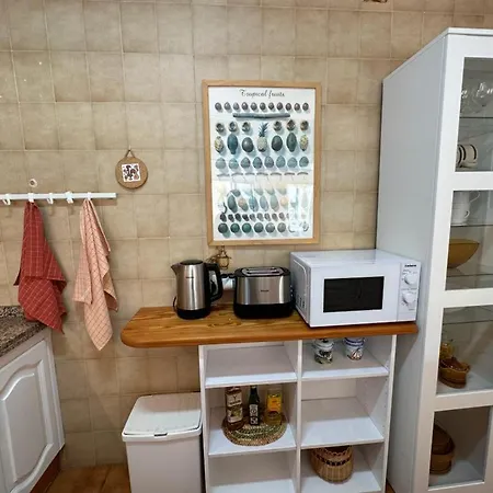 Amplio Apartamento Con Garaje,avenida Principes De Espana 15 Apartmán *