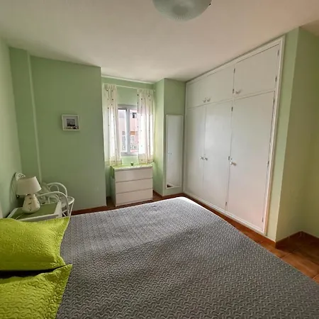 公寓 Amplio Apartamento Con Garaje,avenida Principes De Espana 15 厄尔梅达诺